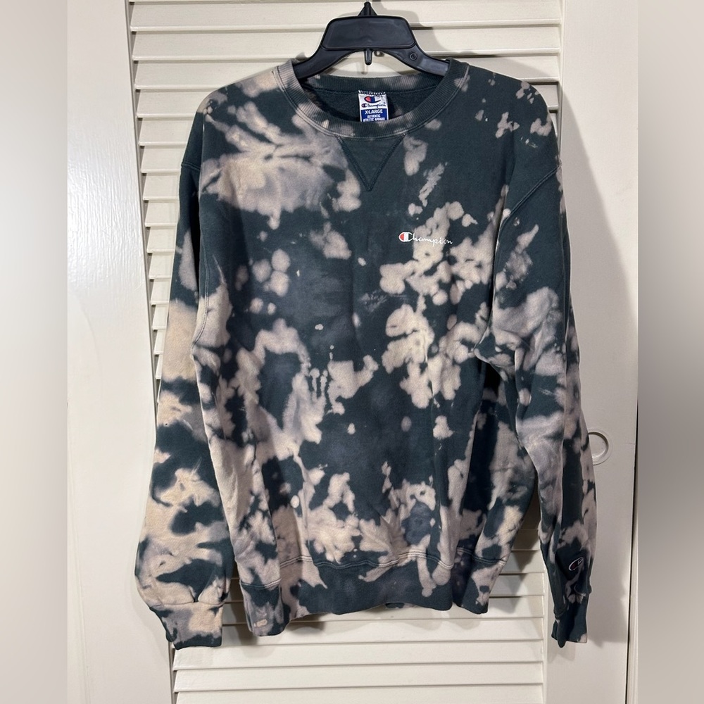 Dyed XLarge Champion Sweater